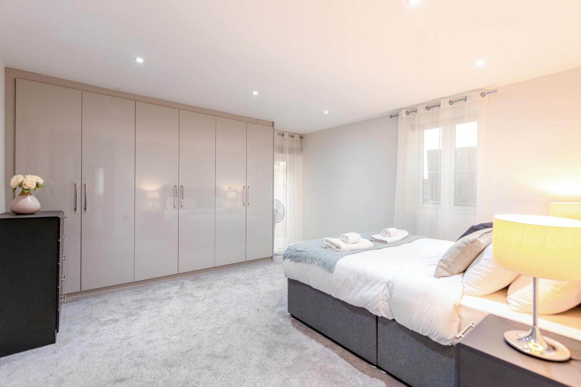 Ealing Residency Aparthotel London Ngoại thất bức ảnh